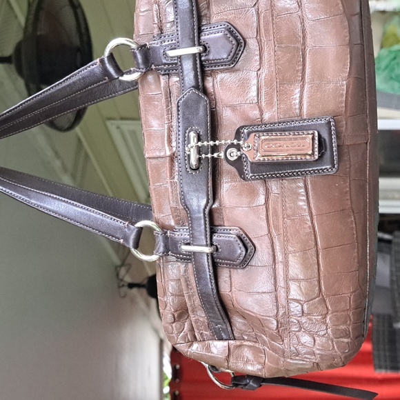 Coach Crocodile Embossed Chelsea Satchel /Crossbody Great Condition - Picture 3 of 14